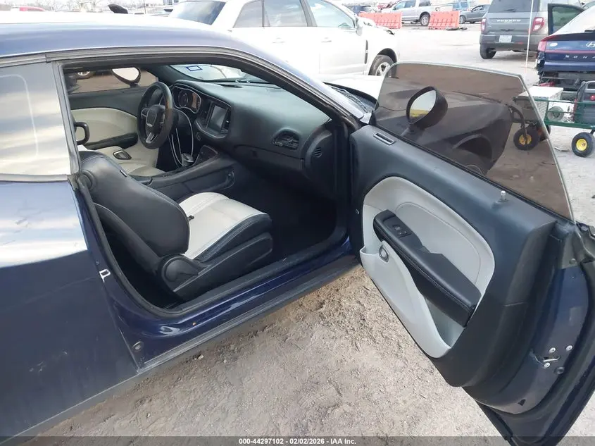 2015 DODGE CHALLENGER SXT PLUS