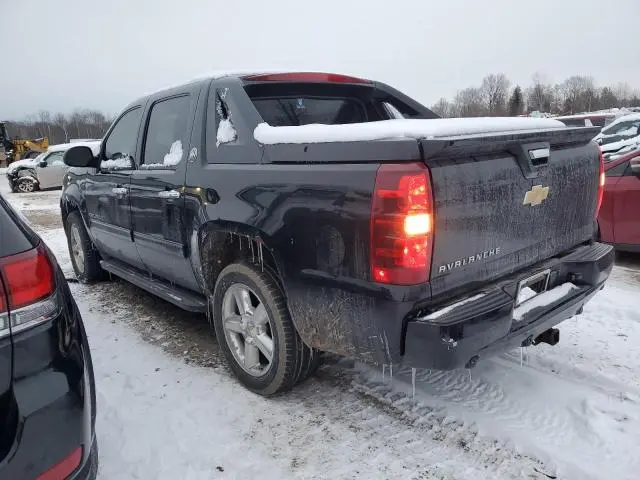 2013 CHEVROLET AVALANCHE LT