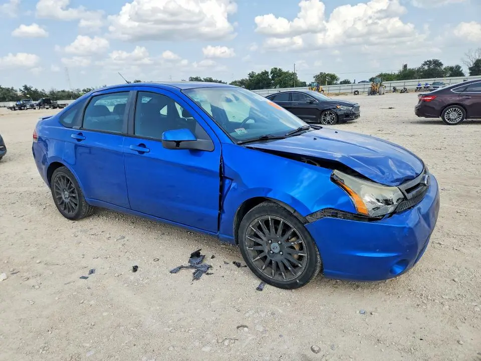 2010 FORD FOCUS SES  