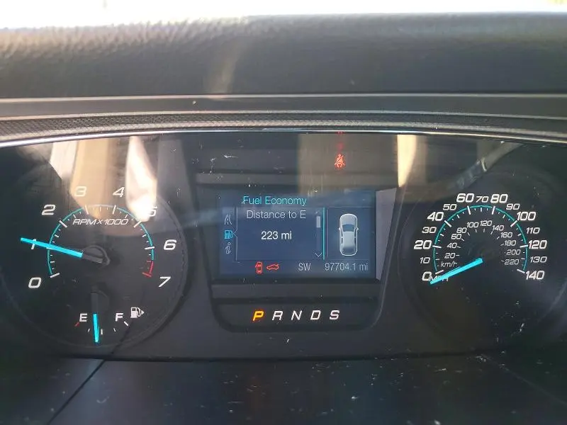 2015 FORD TAURUS SE  