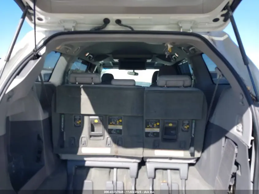 2015 TOYOTA SIENNA XLE PREMIUM 8 PASSENGER