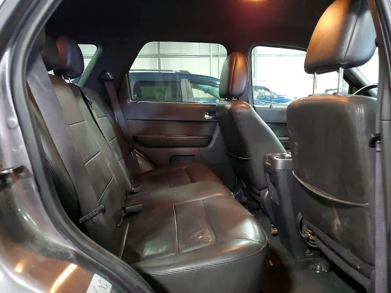 2011 FORD ESCAPE LIMITED  