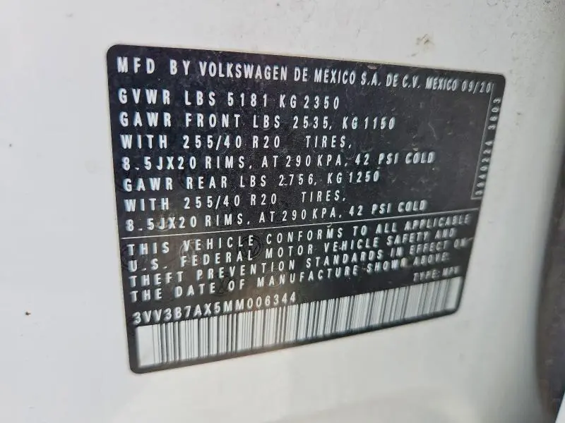 2021 VOLKSWAGEN TIGUAN SE  