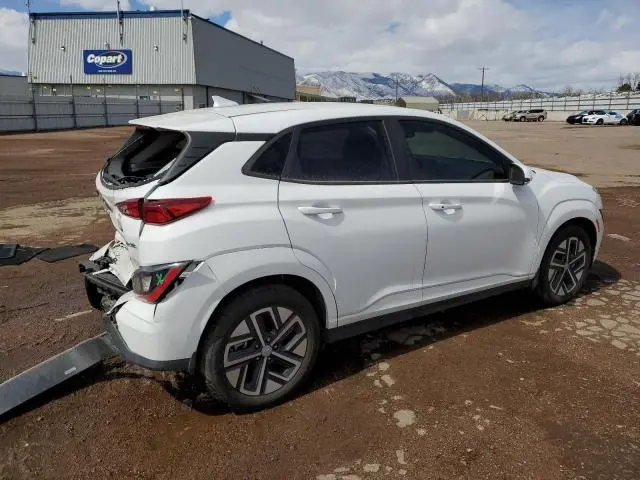 2023 HYUNDAI KONA SE  