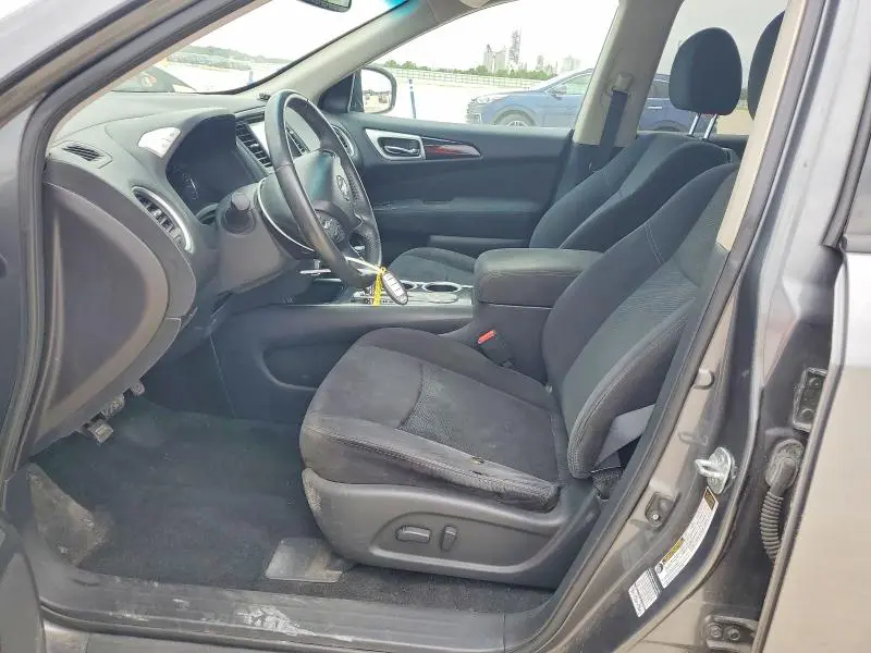 2015 NISSAN PATHFINDER SV  