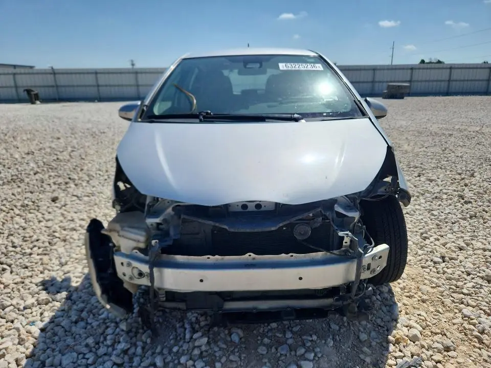 2017 TOYOTA YARIS 5-DOOR L FLEET  