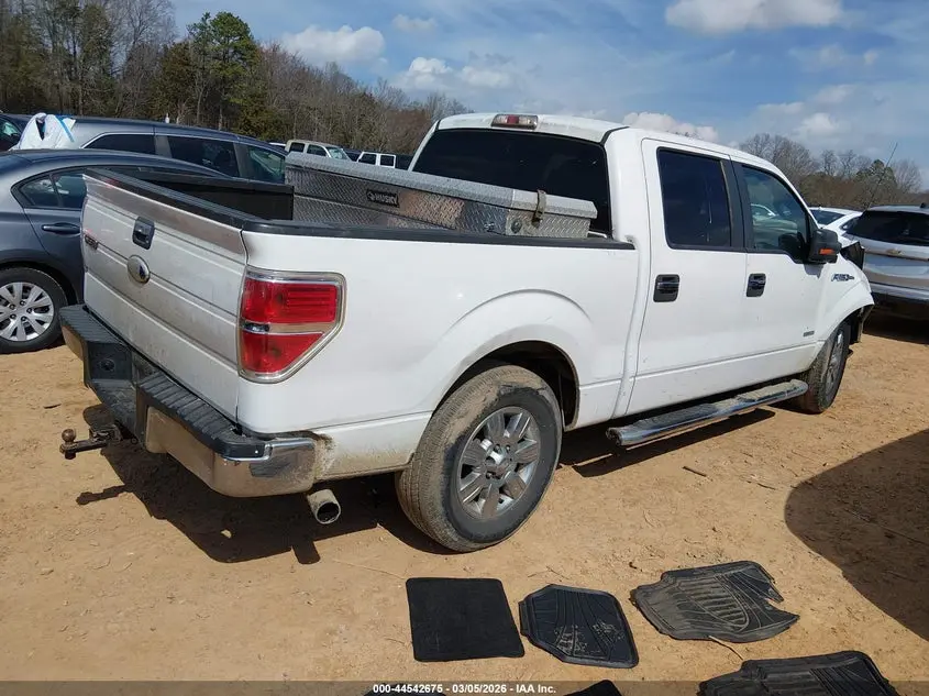 2011 FORD F-150 XLT