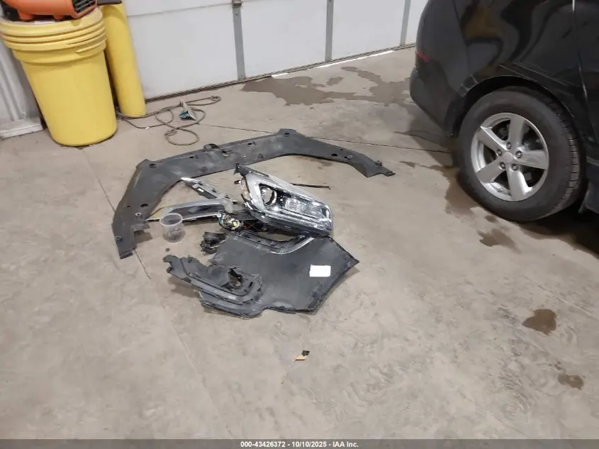 2015 GMC ACADIA SLE-2