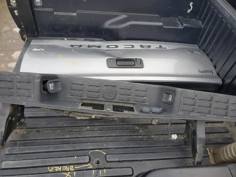 2020 TOYOTA TACOMA   