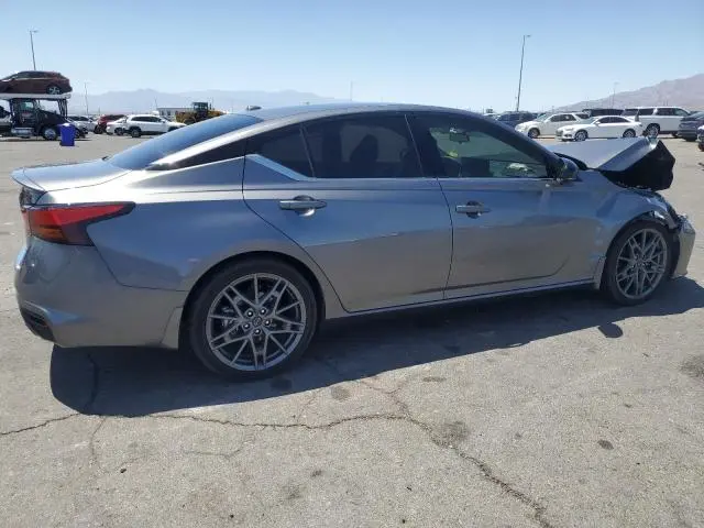 2023 NISSAN ALTIMA SR  