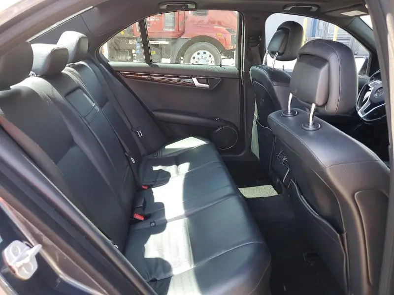 2013 MERCEDES-BENZ C 250  