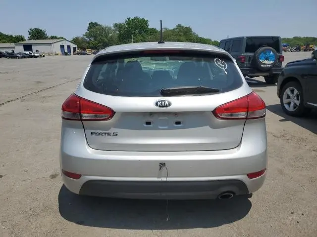 2017 KIA FORTE LX  