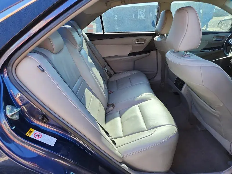 2016 TOYOTA CAMRY XLE  