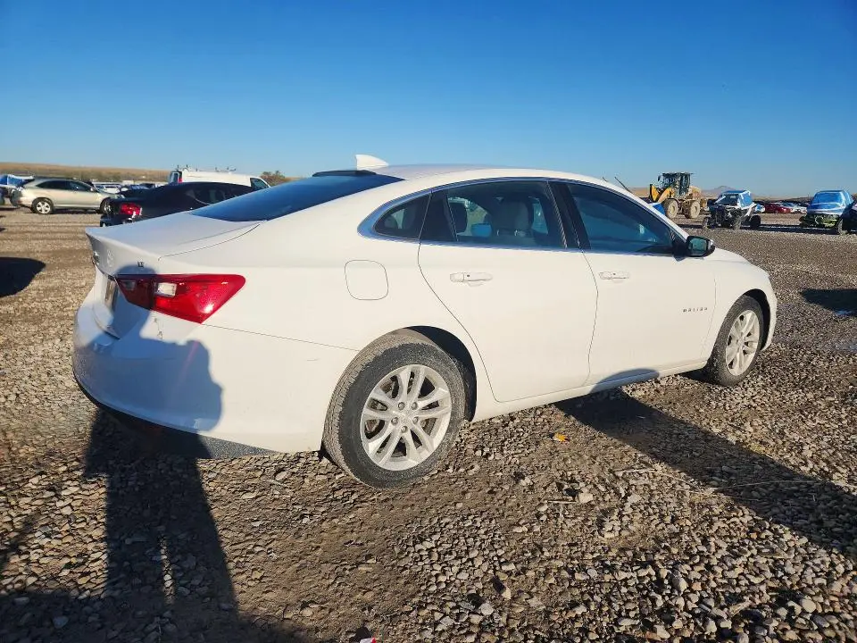 2017 CHEVROLET MALIBU LT  
