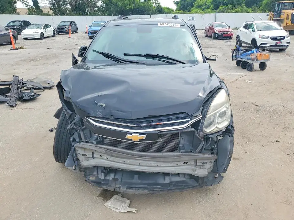 2017 CHEVROLET EQUINOX LT  
