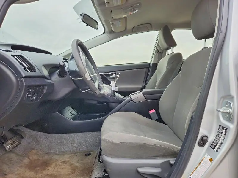 2012 TOYOTA PRIUS TWO  