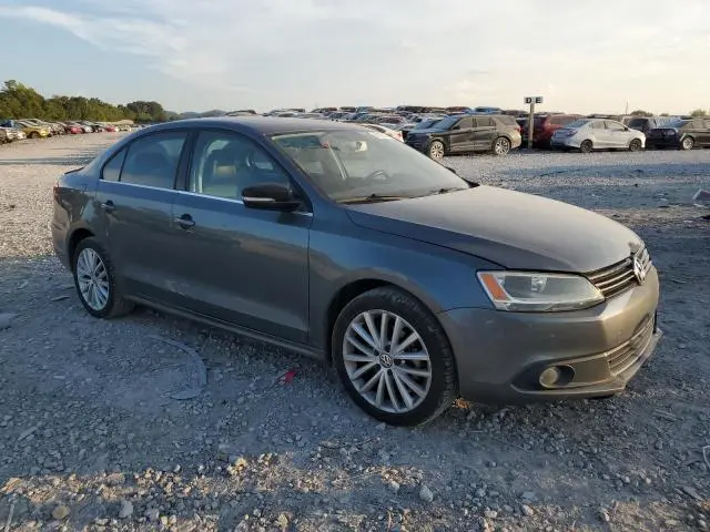 2012 VOLKSWAGEN JETTA SEL  