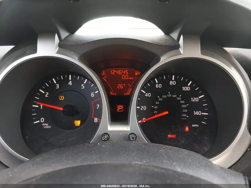 2011 NISSAN JUKE SL