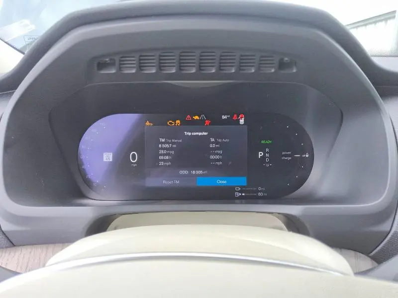 2025 VOLVO XC90 CORE  