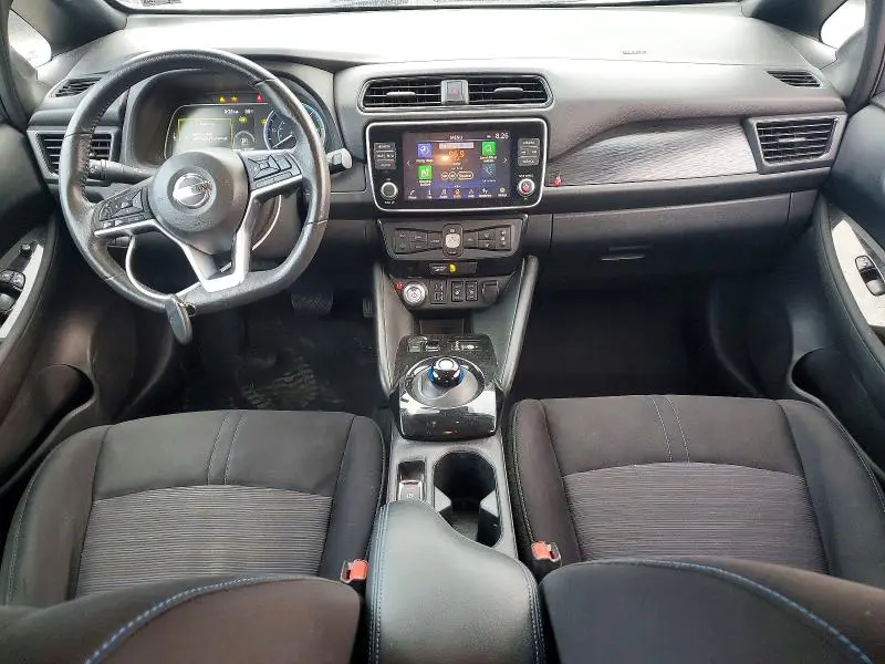 2022 NISSAN LEAF SV PLUS  