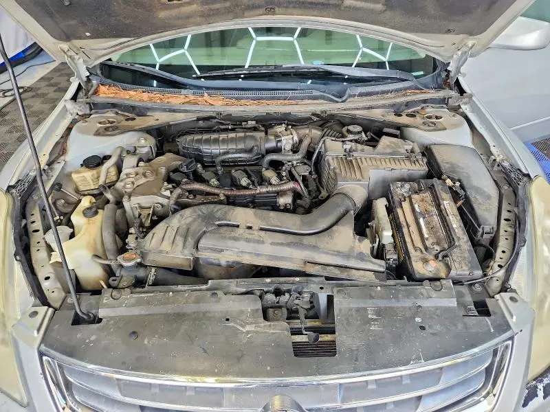 2010 NISSAN ALTIMA   