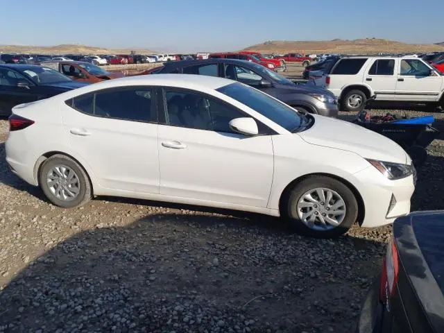 2020 HYUNDAI ELANTRA SE  