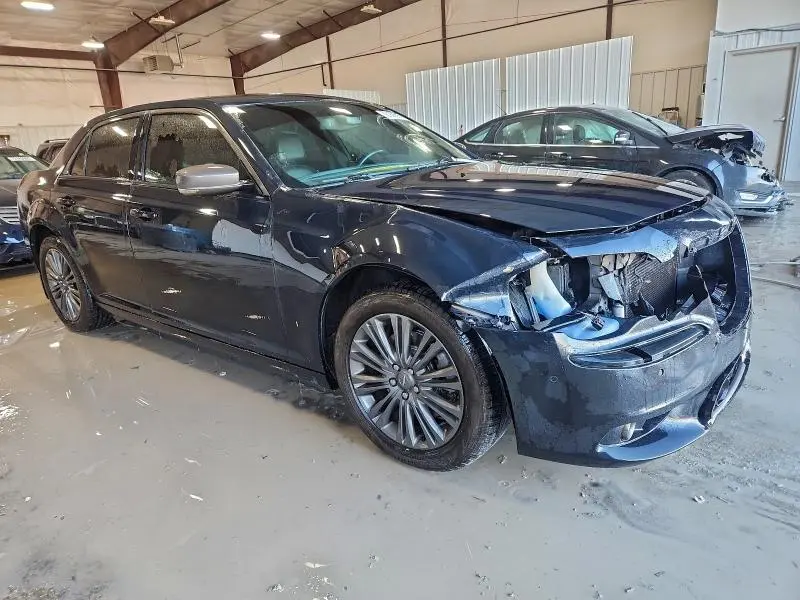 2014 CHRYSLER 300C VARVATOS  