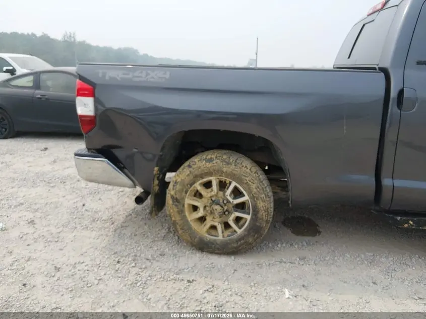 2017 TOYOTA TUNDRA SR5 5.7L V8