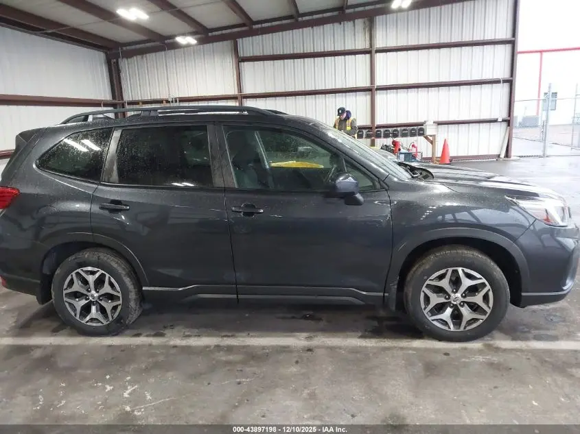 2019 SUBARU FORESTER PREMIUM
