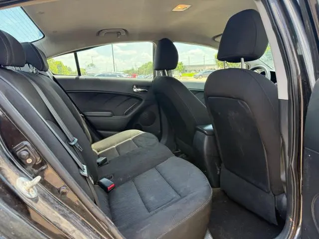 2016 KIA FORTE LX  