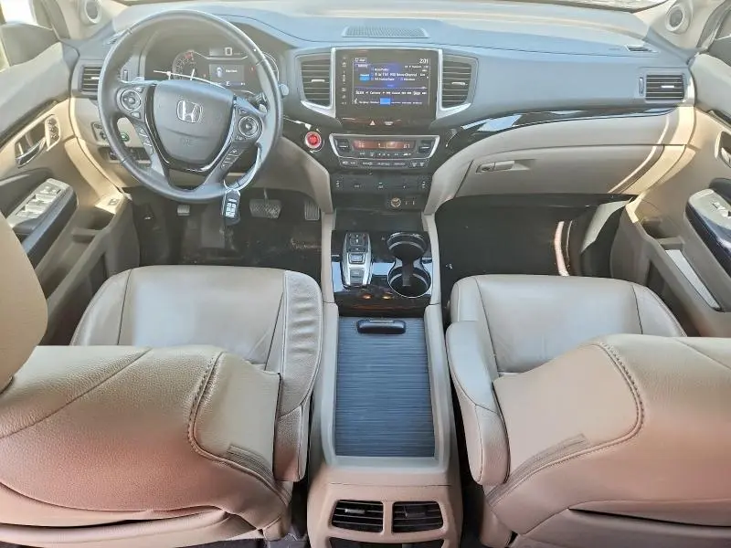 2017 HONDA PILOT TOURING  