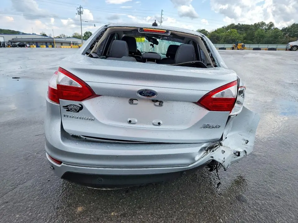 2015 FORD FIESTA TITANIUM  