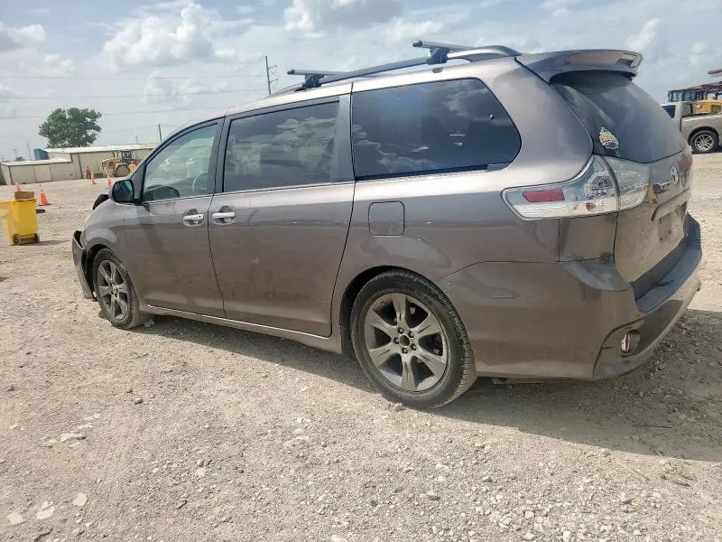 2015 TOYOTA SIENNA SPORT  