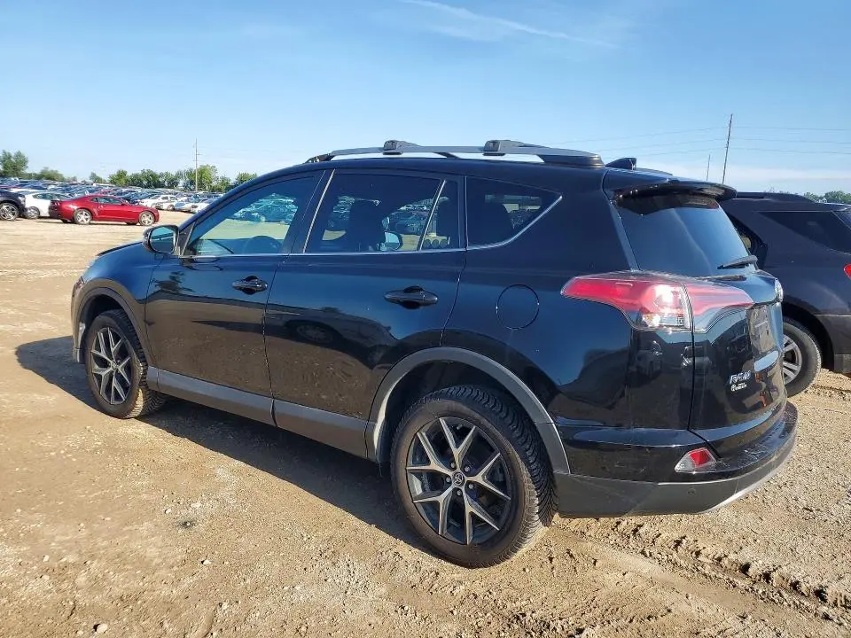 2017 TOYOTA RAV4 SE  