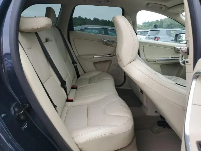 2013 VOLVO XC60 T6  