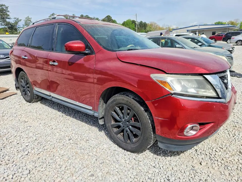 2013 NISSAN PATHFINDER S  