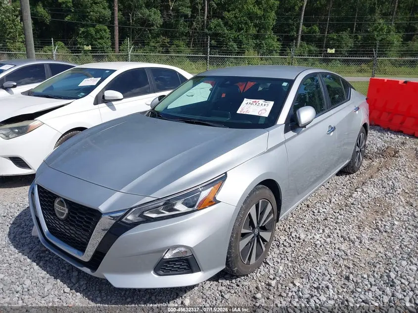 2022 NISSAN ALTIMA SV FWD