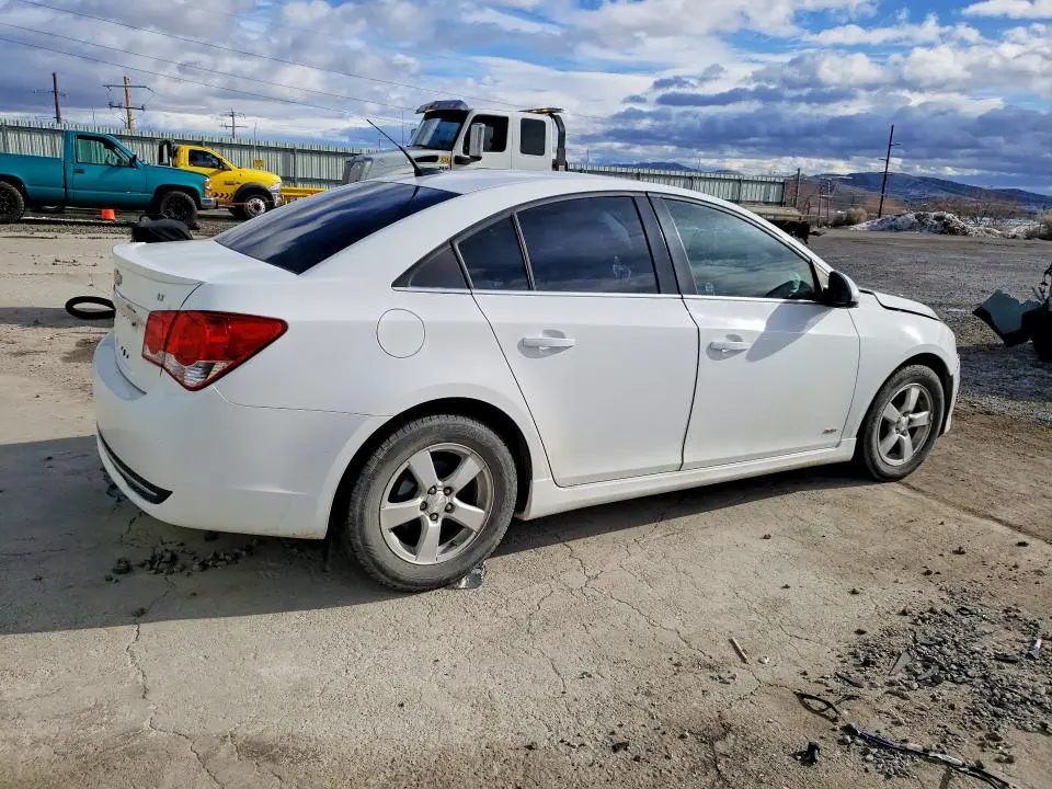 2013 CHEVROLET CRUZE LT  