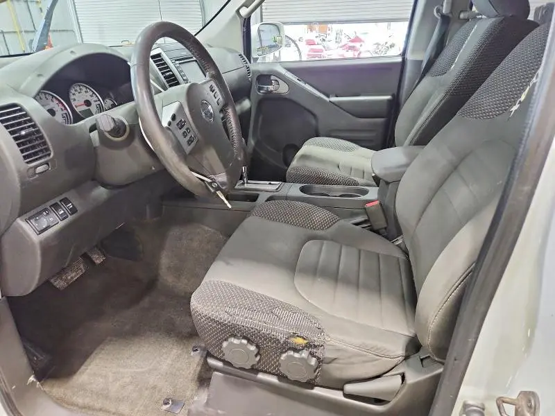 2016 NISSAN FRONTIER PRO-4X  