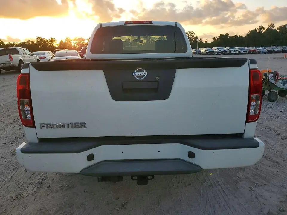 2020 NISSAN FRONTIER S  