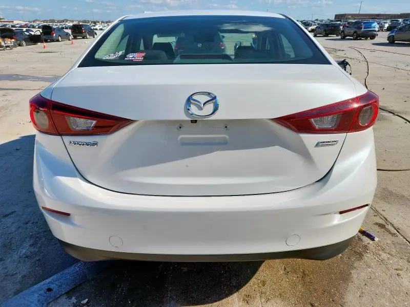 2018 MAZDA 3 SPORT