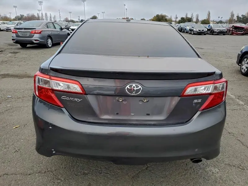 2014 TOYOTA CAMRY L  