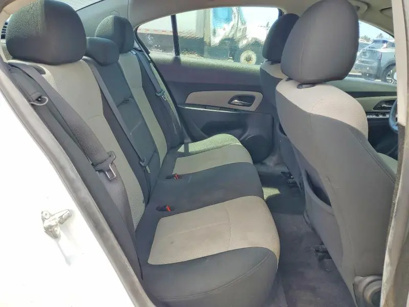 2011 CHEVROLET CRUZE LS  