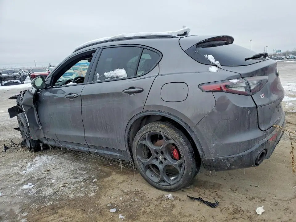 2024 ALFA ROMEO STELVIO TI  