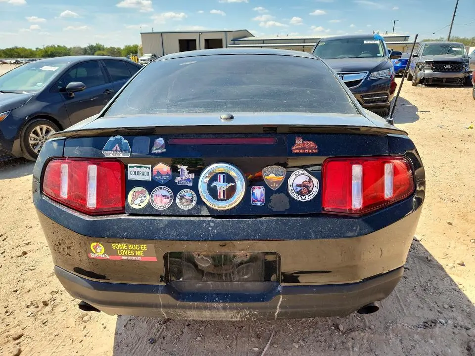 2011 FORD MUSTANG   
