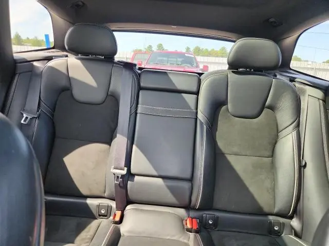 2018 VOLVO XC60 T5 R-DESIGN  