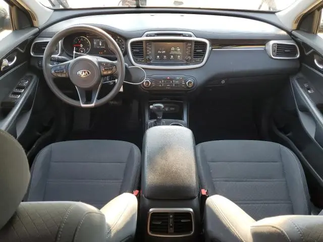 2018 KIA SORENTO LX  
