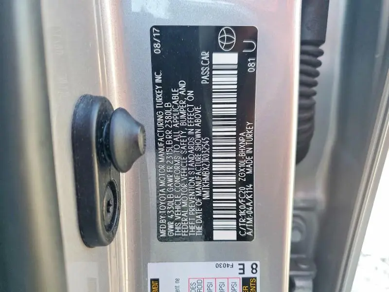 2018 TOYOTA C-HR XLE  