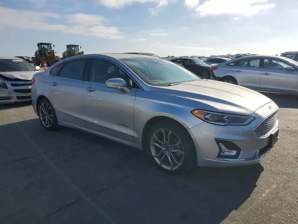 2019 FORD FUSION TITANIUM  