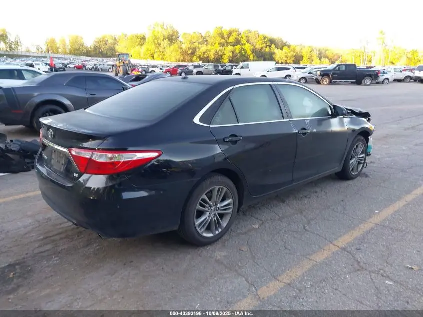 2016 TOYOTA CAMRY SE